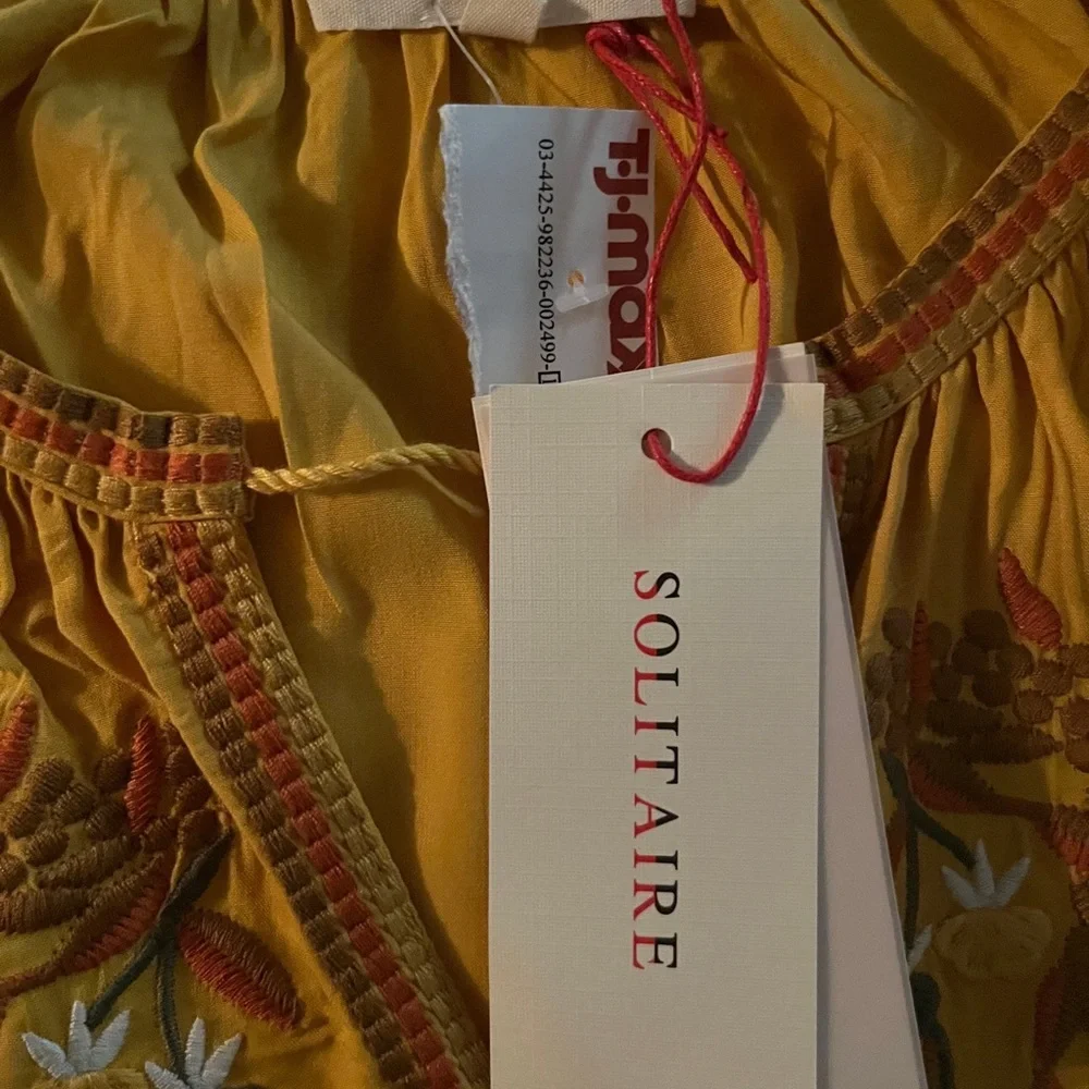 Solitare • Small • Boho • Yellow/Brown • Floral • Bird • Embroidery • Blouse - Picture 10 of 10